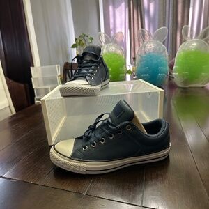 New. Converse Leather All Stars Low Top. Unisex Men’s 7, Women’s 9. Color; Navy